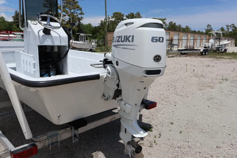 Slide: The Image of Carolina 16FT w/ 2021 DF60ATLW (30HRS) 1985 - 8