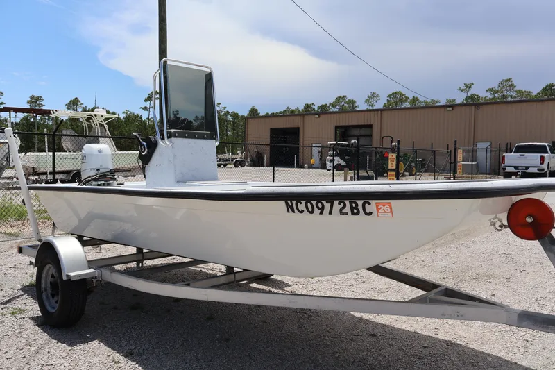 Slide: The Image of Carolina 16FT w/ 2021 DF60ATLW (30HRS) 1985 - 9