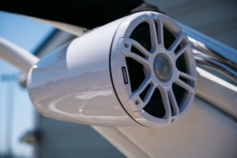 Slide: The Image of Sea Ray SDS 250 SURF 2025 - 14