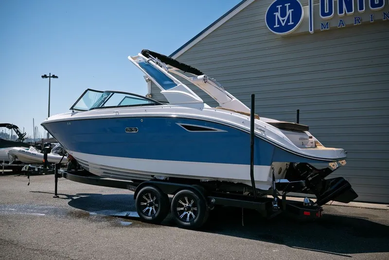 Slide: The Image of Sea Ray SDX 250 Surf 2025 - 3