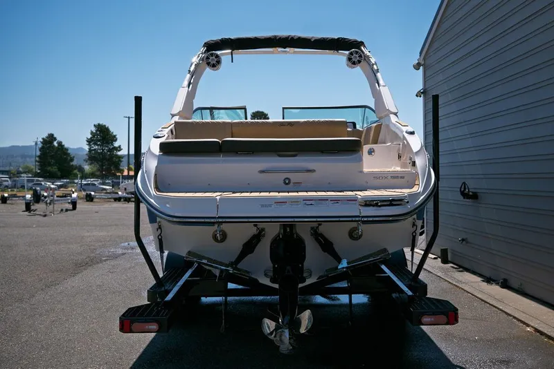 Slide: The Image of Sea Ray SDX 250 Surf 2025 - 5