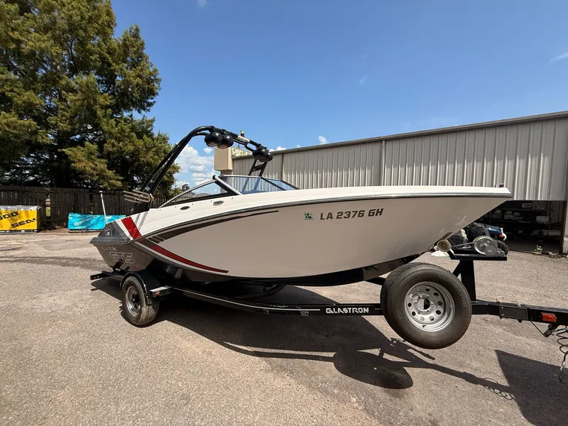 Slide: The Image of Glastron GTS 207 2016 - 10