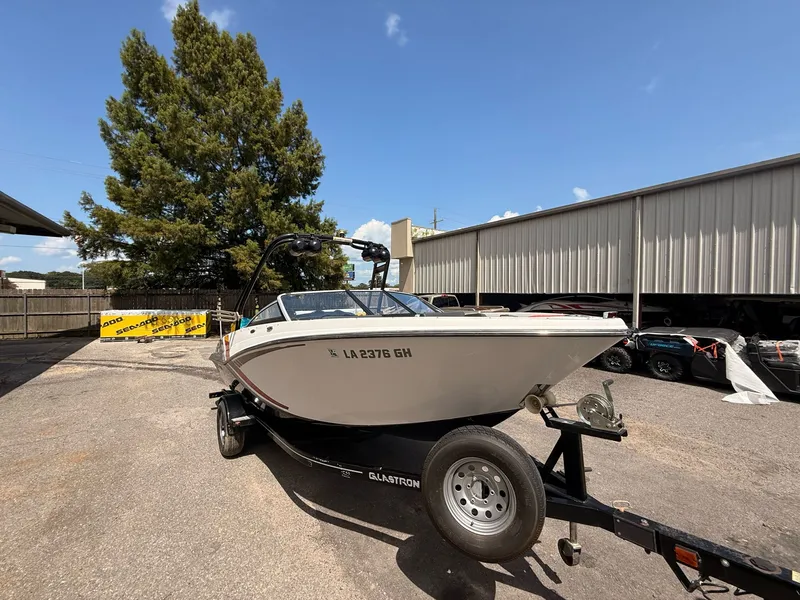 Slide: The Image of Glastron GTS 207 2016 - 11