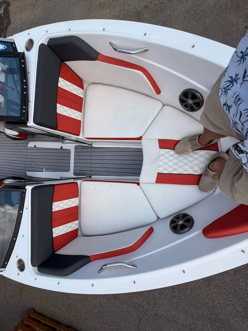 Slide: The Image of Glastron GTS 207 2016 - 16