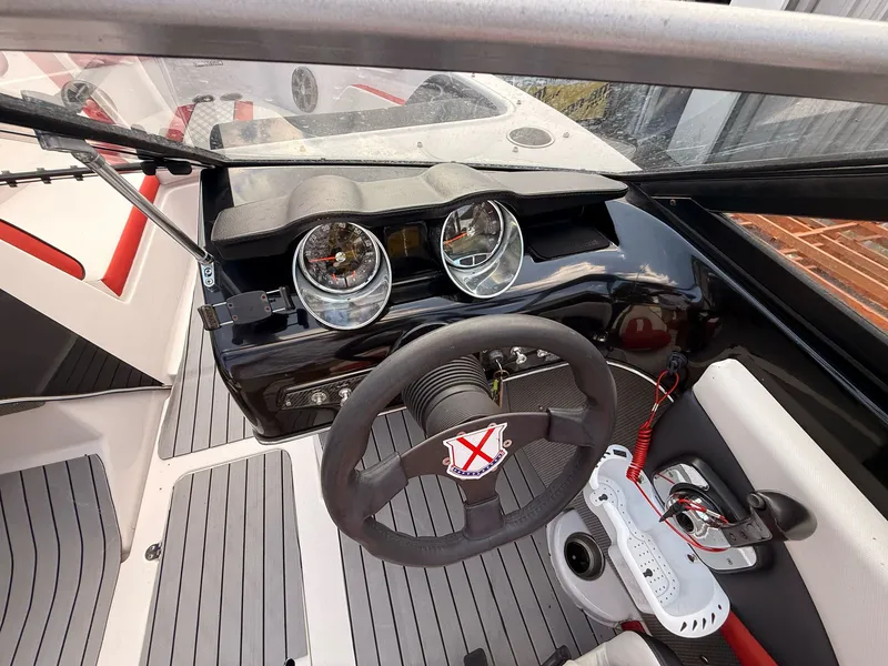 Slide: The Image of Glastron GTS 207 2016 - 20