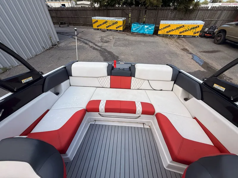 Slide: The Image of Glastron GTS 207 2016 - 30