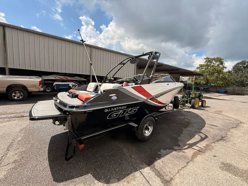 Slide: The Image of Glastron GTS 207 2016 - 42