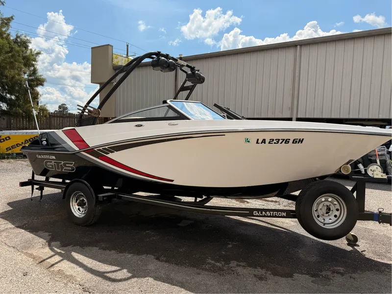 Slide: The Image of Glastron GTS 207 2016 - 51