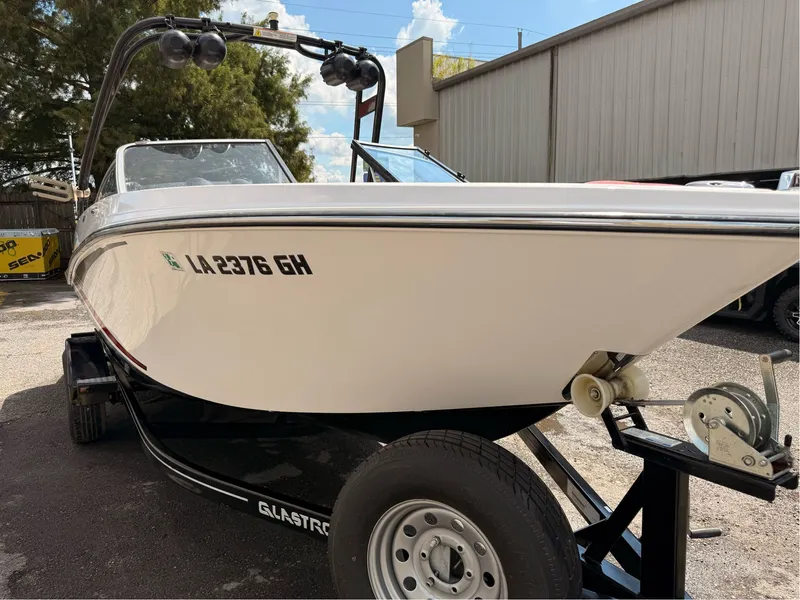 Slide: The Image of Glastron GTS 207 2016 - 52