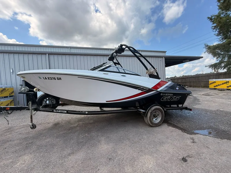 Slide: The Image of Glastron GTS 207 2016 - 7