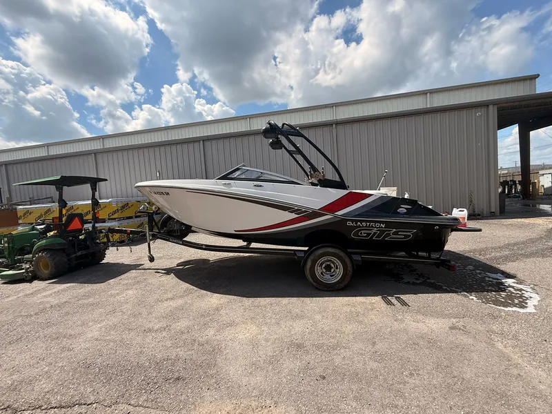 Slide: The Image of Glastron GTS 207 2016 - 9