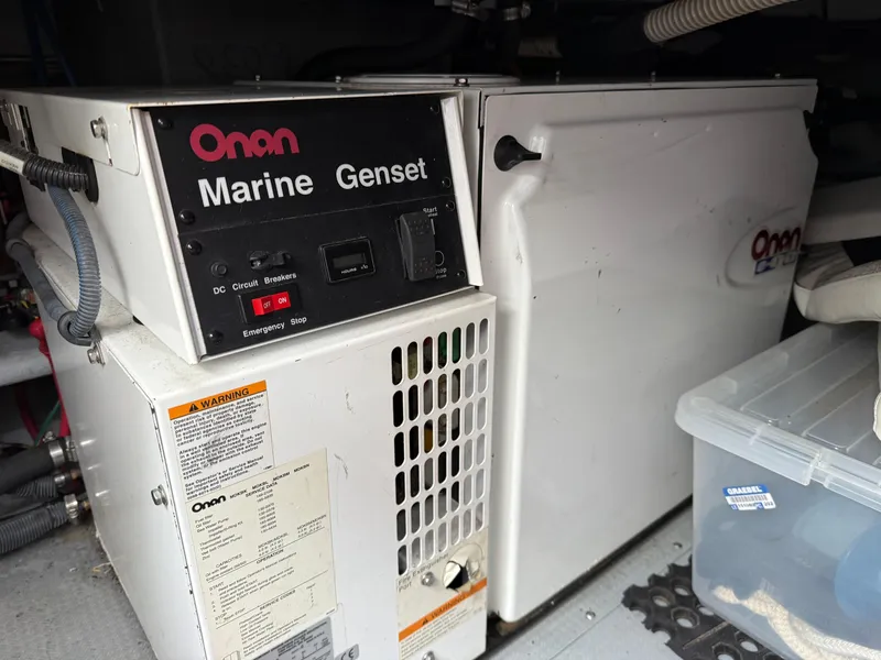 Slide: The Image of Meridian 391 Sedan 2006 - 51