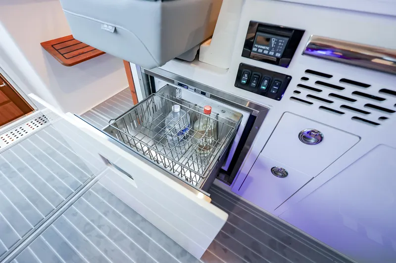 Slide: The Image of Regal 36 Grande Coupe 2022 - 57