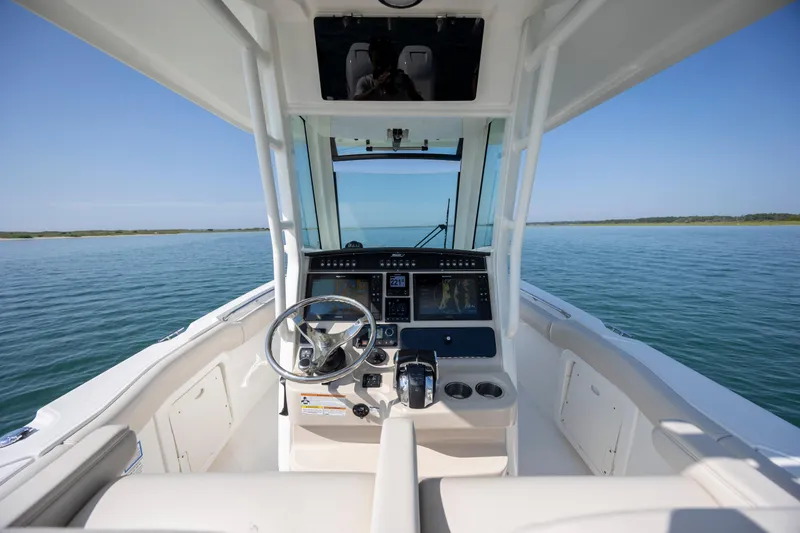 Slide: The Image of Regal 36 Grande Coupe 2022 - 80