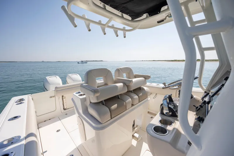 Slide: The Image of Regal 36 Grande Coupe 2022 - 83