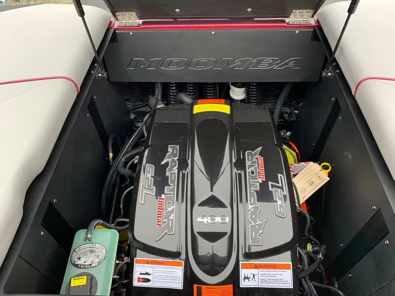 Slide: The Image of 2019 Moomba Craz boat engine, featuring a powerful Indmar Raptor 6.2L motor. - 25