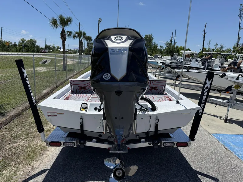 Slide: The Image of Xpress Hyper-Lift Bay Series H24 BAY 2025 - 5