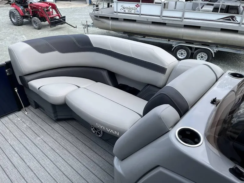 Slide: The Image of Sylvan L3 CLZ DH 2025 - 4