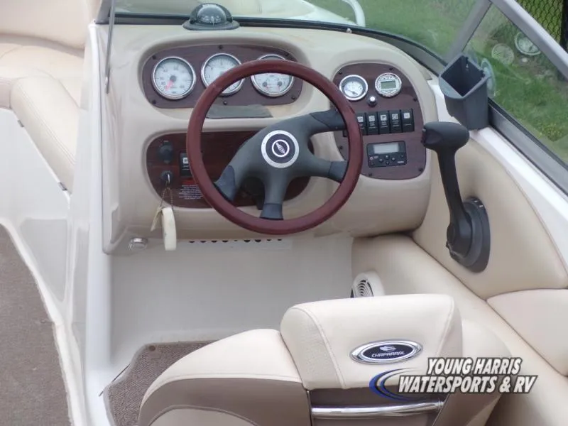 Slide: The Image of Chaparral 210 SSI 2008 - 6