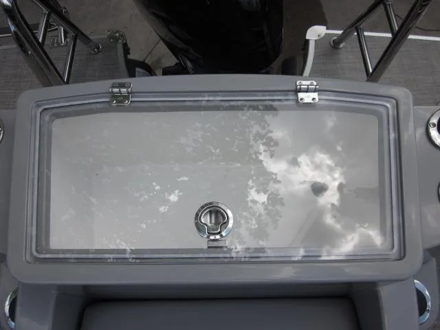 Slide: The Image of South Bay 523FCR 3 PERFORMANCE PKG 2021 - 22