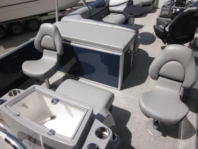 Slide: The Image of South Bay 523FCR 3 PERFORMANCE PKG 2021 - 24