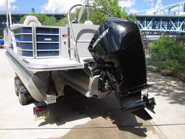 Slide: The Image of South Bay 523FCR 3 PERFORMANCE PKG 2021 - 28