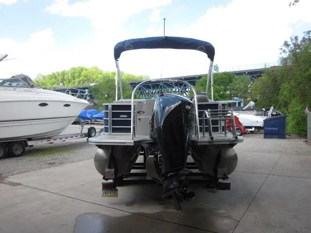 Slide: The Image of South Bay 523FCR 3 PERFORMANCE PKG 2021 - 3