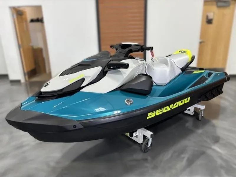 Slide: The Image of Sea-Doo GTI™ SE 130 iBR Tech, Audio, iDF, iBR 2025 - 2