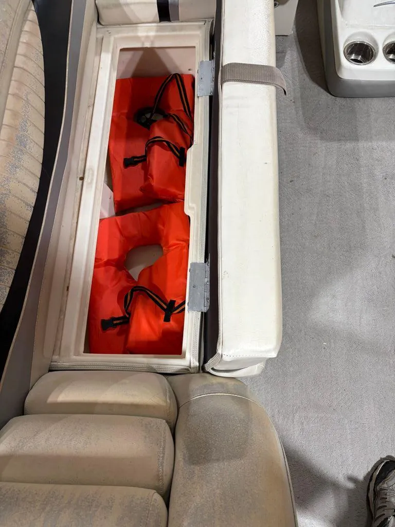 Slide: The Image of Bennington Pontoon 2007 - 12