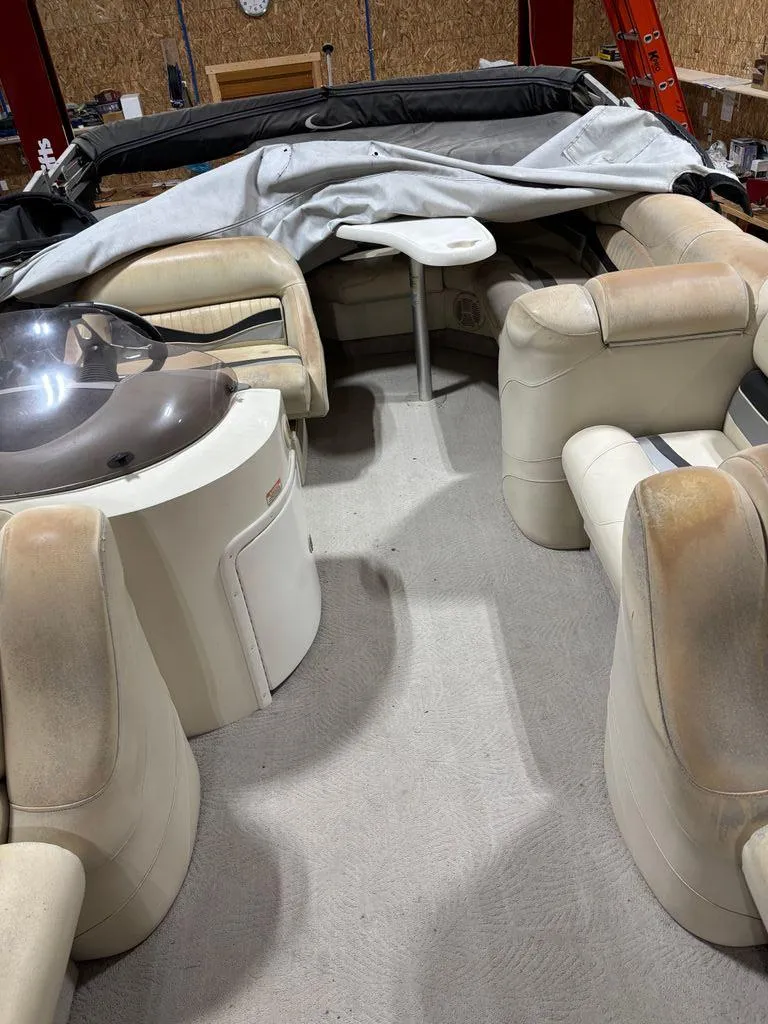 Slide: The Image of Bennington Pontoon 2007 - 5