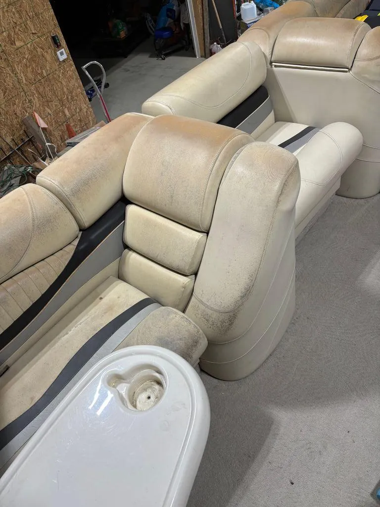 Slide: The Image of Bennington Pontoon 2007 - 8