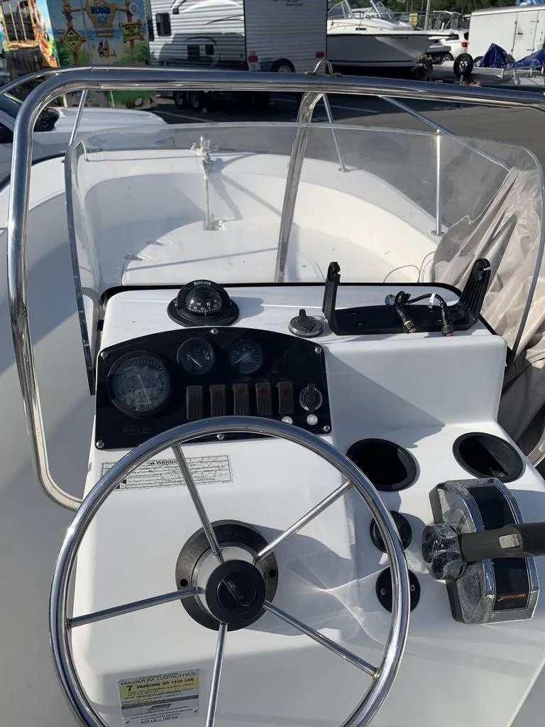 Slide: The Image of Boston Whaler Montauk 2007 - 4