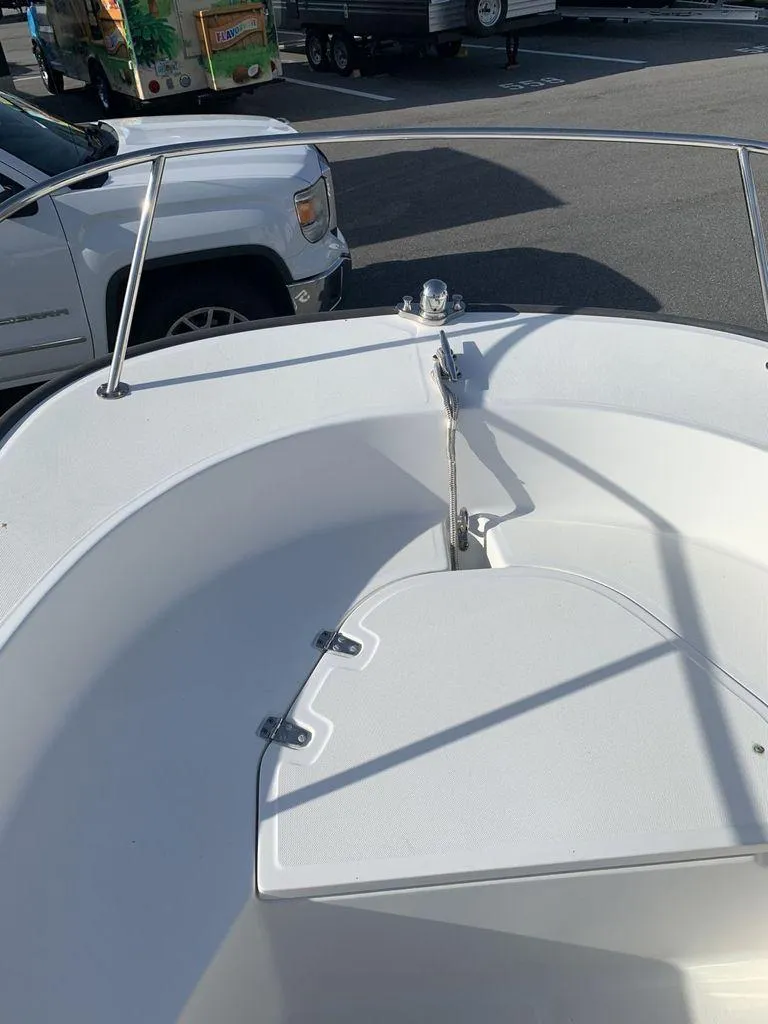 Slide: The Image of Boston Whaler Montauk 2007 - 9