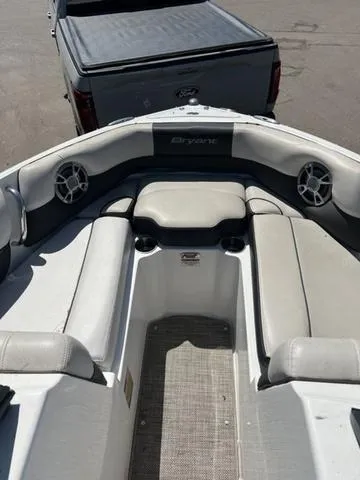 Slide: The Image of Bryant 210 2019 - 6