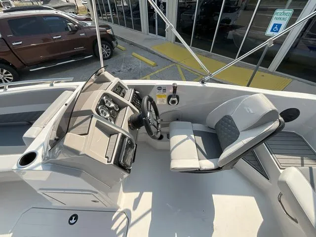 Slide: The Image of Starcraft SVX 191 OB 2025 - 11