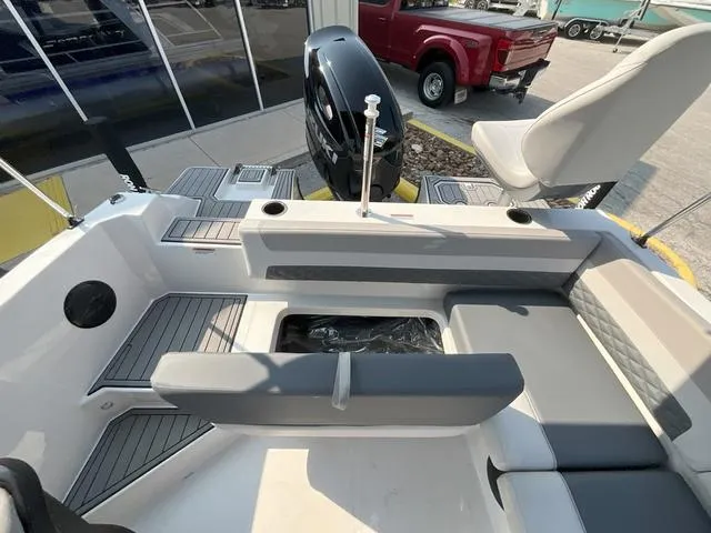 Slide: The Image of Starcraft SVX 191 OB 2025 - 14