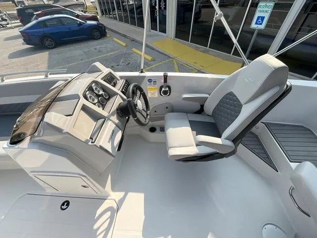 Slide: The Image of Starcraft SVX211 2025 - 11