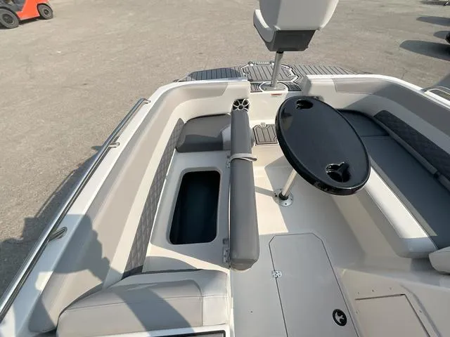 Slide: The Image of Starcraft SVX211 2025 - 13