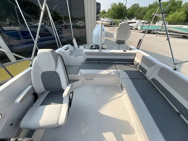 Slide: The Image of Starcraft SVX211 2025 - 16