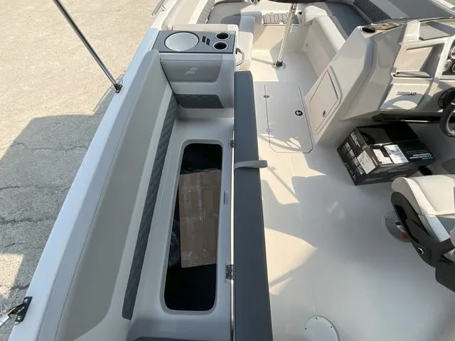 Slide: The Image of Starcraft SVX211 2025 - 17