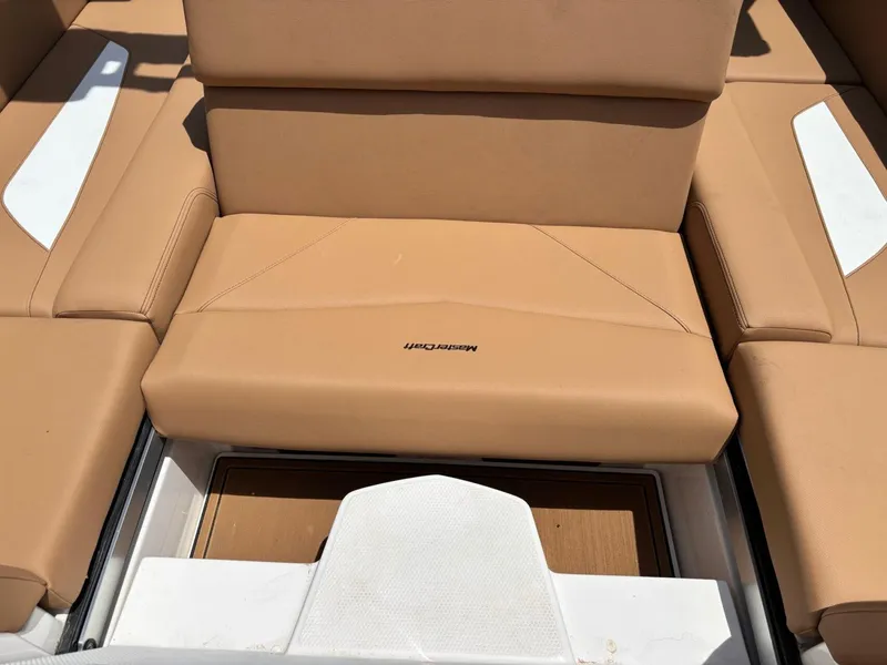 Slide: The Image of MasterCraft NXT 24 2022 - 14