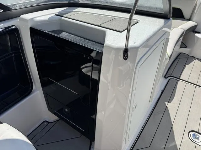 Slide: The Image of Yamaha 212XE 2021 - 18