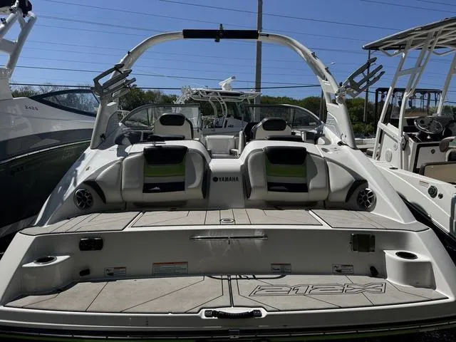 Slide: The Image of Yamaha 212XE 2021 - 3