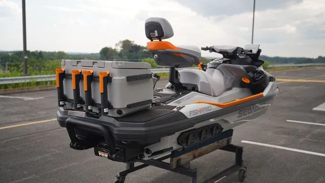 Slide: The Image of Sea-Doo FishPro Sport 170 2025 - 11