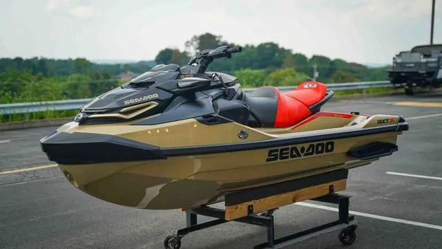 Slide: The Image of Sea-Doo RXT-X 325 2025 - 4