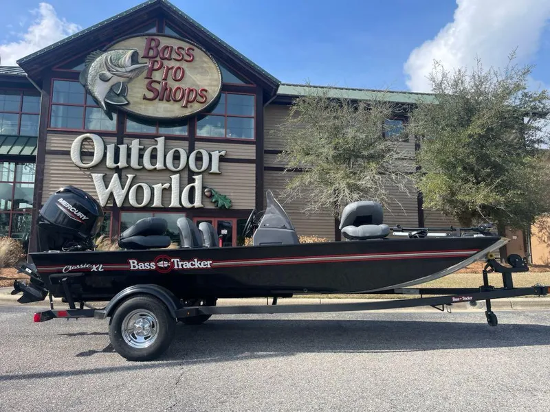 Slide: The Image of 2025 Tracker Bass Tracker Classic XL boat outside Bass Pro Shops Outdoor World. - 5