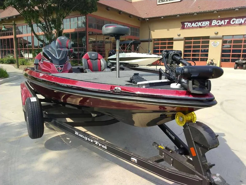 Slide: The Image of 2025 Ranger Z519R Cup-Equipped boat at Tracker Boat Center, showcasing sleek design and features. - 3