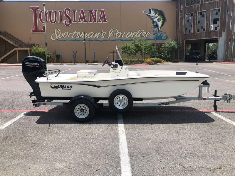Slide: The Image of 2025 Mako Pro Skiff 15 CC boat on trailer at Louisiana Sportsman's Paradise. - 6