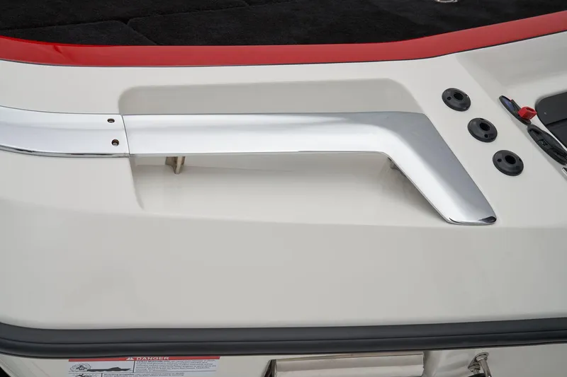 Slide: The Image of Ranger Z520 2025 - 75