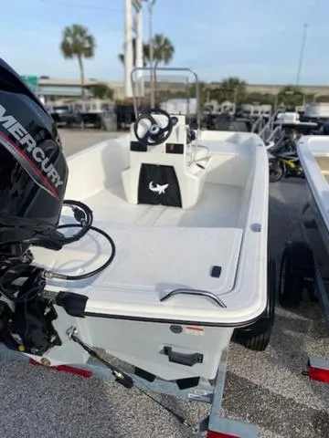 Slide: The Image of Mako Pro Skiff 15 CC 2025 - 4